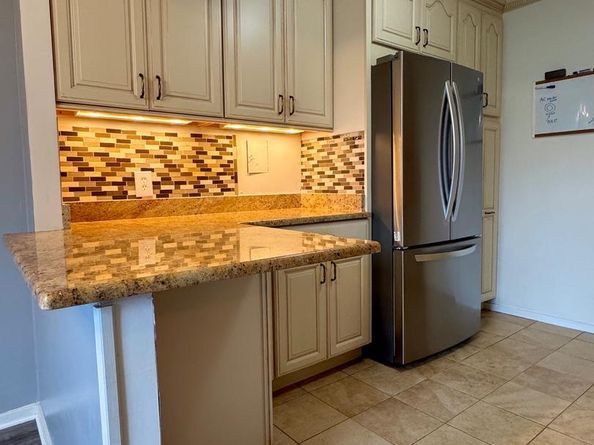 2300 Pimmit Drive 719, Falls Church VA 22043