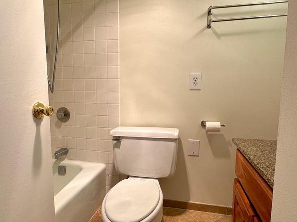 2300 Pimmit Drive 719, Falls Church VA 22043