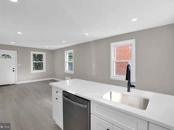 2411 Savannah Street SE, Washington DC 20020