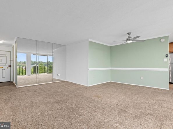 4600 S Four Mile Run Drive 1142, Arlington VA 22204