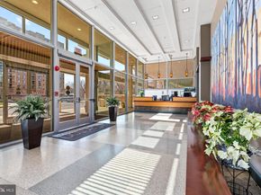4600 S Four Mile Run Drive 1142, Arlington VA 22204
