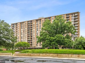 4600 S Four Mile Run Drive 1142, Arlington VA 22204