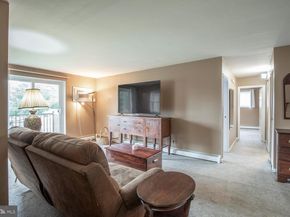 1575 W Street Road 626, Warminster PA 18974
