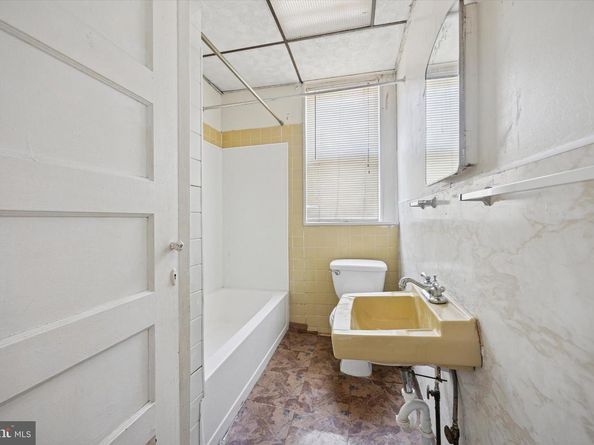 4 Marlborough Road, Upper Darby PA 19082