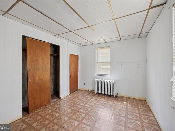 4 Marlborough Road, Upper Darby PA 19082