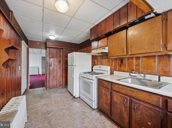 4 Marlborough Road, Upper Darby PA 19082