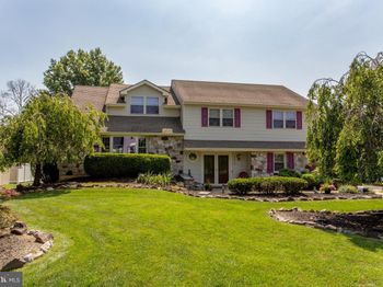 2018 Buckingham Drive