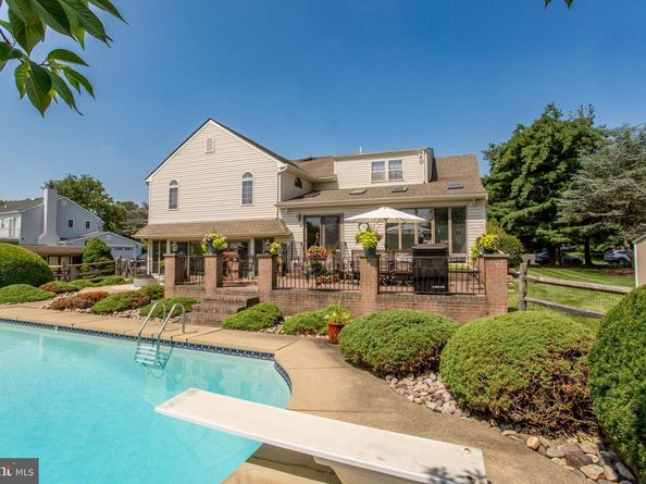2018 Buckingham Drive, Jamison PA 18929