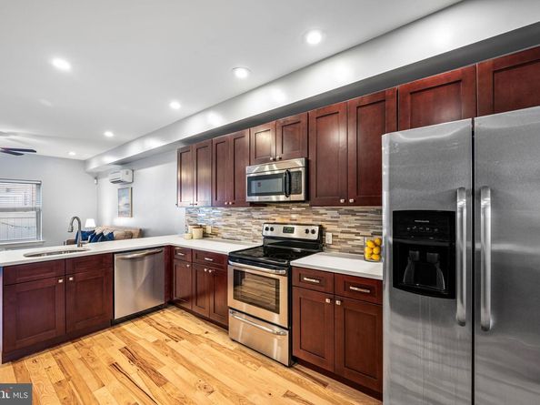 823 N 15TH Street UNIT 1, Philadelphia PA 19130