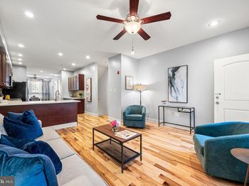 823 N 15TH Street