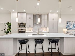 142 Winsome Circle, Bethesda MD 20814