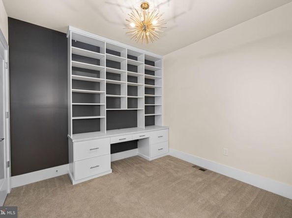 142 Winsome Circle, Bethesda MD 20814