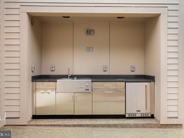 142 Winsome Circle, Bethesda MD 20814