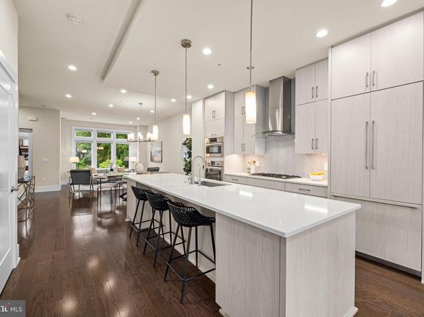 142 Winsome Circle, Bethesda MD 20814