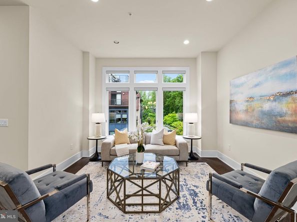 142 Winsome Circle, Bethesda MD 20814