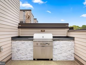 142 Winsome Circle, Bethesda MD 20814