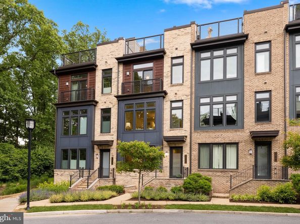 142 Winsome Circle, Bethesda MD 20814