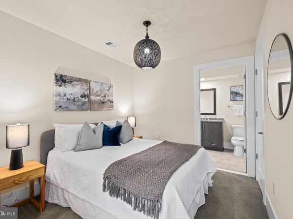 142 Winsome Circle, Bethesda MD 20814