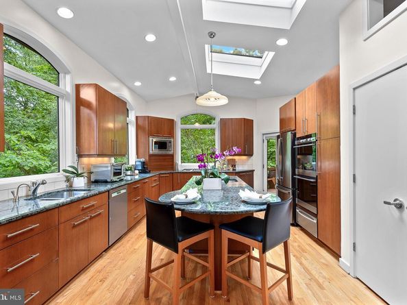 3440 Mansfield Road, Falls Church VA 22041