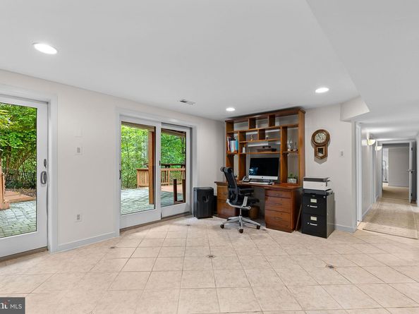 3440 Mansfield Road, Falls Church VA 22041
