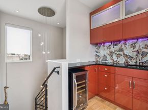 725 S 19TH Street, Philadelphia PA 19146