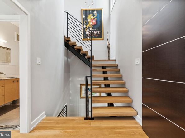 725 S 19TH Street, Philadelphia PA 19146