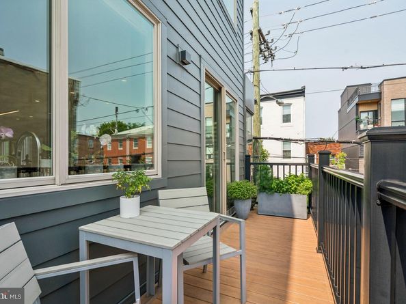 725 S 19TH Street, Philadelphia PA 19146