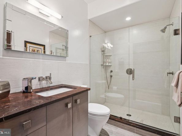 725 S 19TH Street, Philadelphia PA 19146