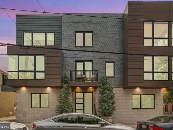 725 S 19TH Street, Philadelphia PA 19146