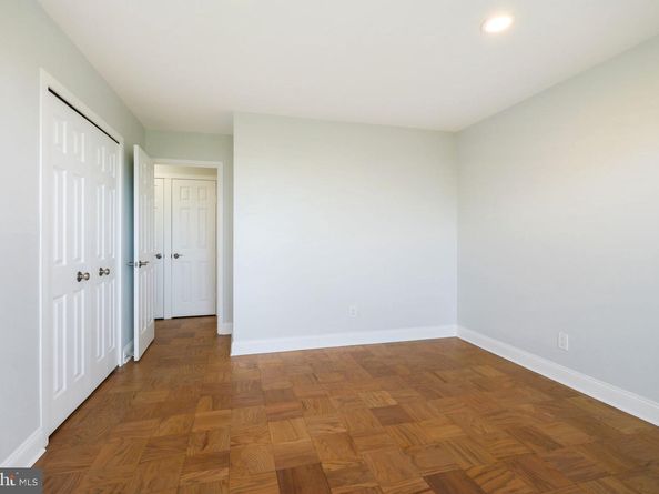 4977 Battery Lane 1717, Bethesda MD 20814