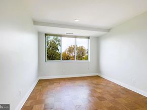 4977 Battery Lane 1717, Bethesda MD 20814