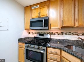 4977 Battery Lane 1717, Bethesda MD 20814