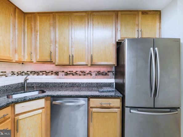 4977 Battery Lane 1717, Bethesda MD 20814