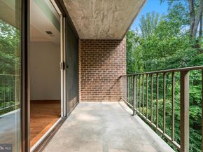 1536 Northgate Square 21, Reston VA 20190