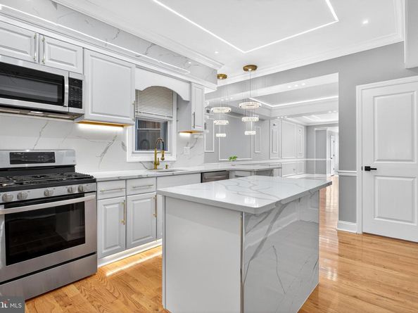 5111 Warrington Avenue, Philadelphia PA 19143