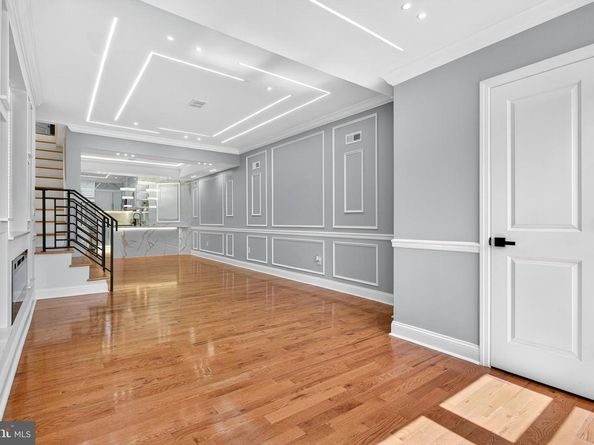 5111 Warrington Avenue, Philadelphia PA 19143