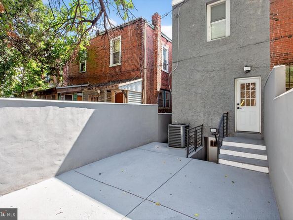 5111 Warrington Avenue, Philadelphia PA 19143