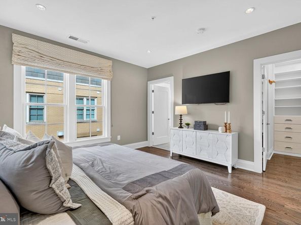 19 Pioneer Mill Way, Alexandria VA 22314