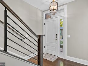 19 Pioneer Mill Way, Alexandria VA 22314