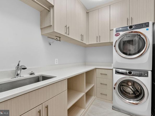19 Pioneer Mill Way, Alexandria VA 22314