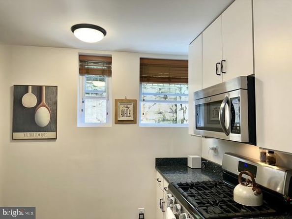 2339 40TH Place NW 5, Washington DC 20007