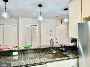 2339 40TH Place NW 5, Washington DC 20007
