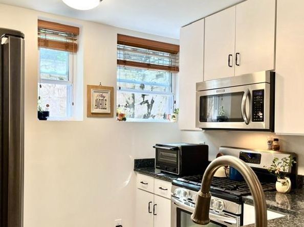 2339 40TH Place NW 5, Washington DC 20007