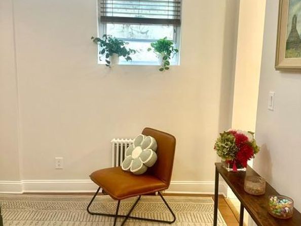 2339 40TH Place NW 5, Washington DC 20007