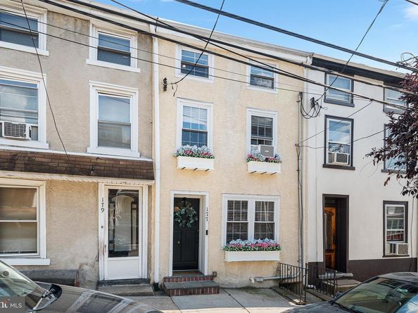 177 Levering Street, Philadelphia PA 19127