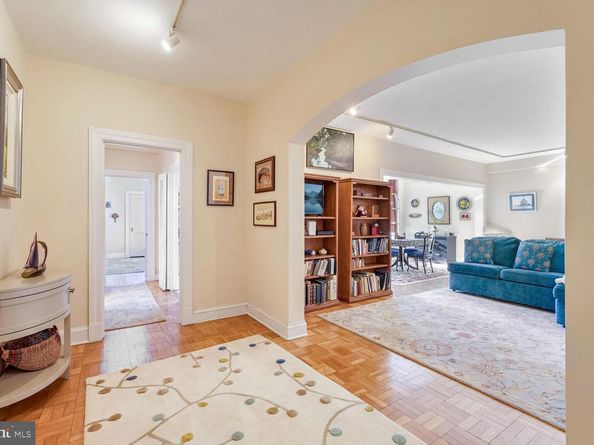4000 Cathedral Avenue NW 530 B, Washington DC 20016