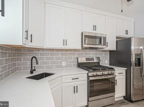 2545 S Warnock Street, Philadelphia PA 19148