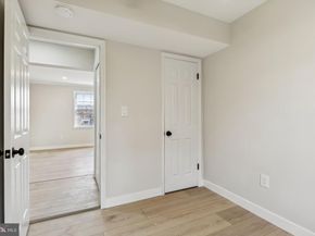 2037 38TH Street SE 301, Washington DC 20020