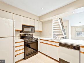 504 Valley Glen Road, Elkins Park PA 19027