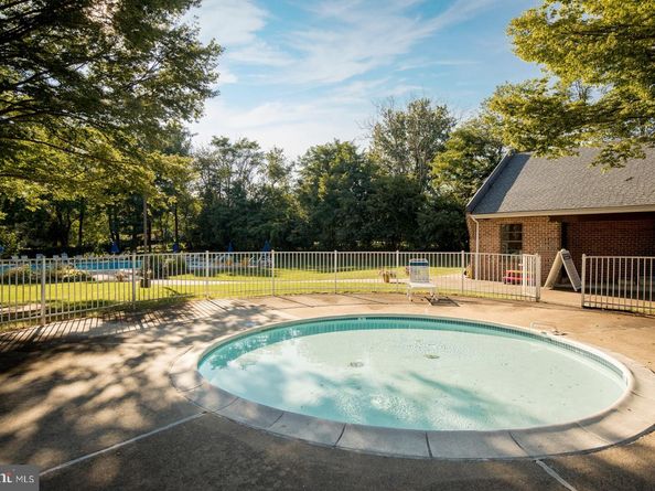 504 Valley Glen Road, Elkins Park PA 19027